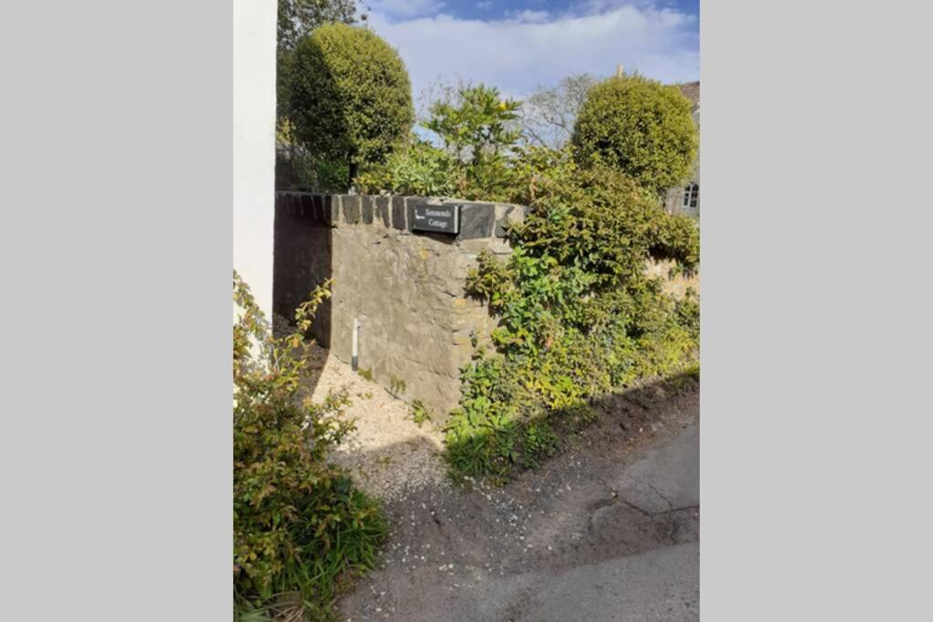 Characterful Cottage Adjacent To An Orchard Brockley ภายนอก รูปภาพ